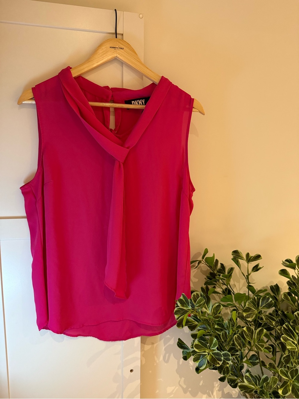 DKNY Sleeveless Tie-Neck Camisole - Fuchsia